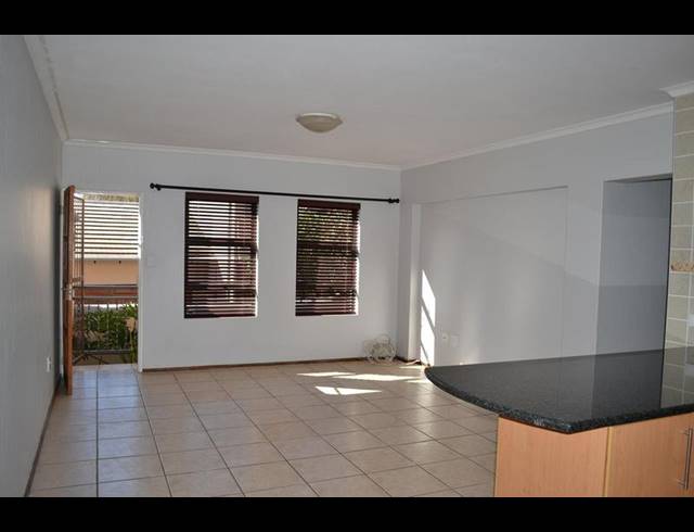 3 BEDROOM TOWNHOUSE FOR SALE IN CHANCLIFF RIDGE